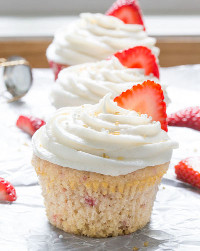Strawberry Cupcakes with Champagne Buttercream